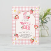 Berry Sweet Strawberry 1st Birthday Invitation Kaart (Staand voorkant)