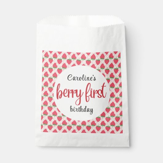 Berry Sweet Strawberry 1st Birthday Party Bedankzakje (Voorkant)