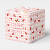 Berry Sweet Strawberry 1st Birthday Party Gift  Bedankdoosjes (Voorkant Zijde)