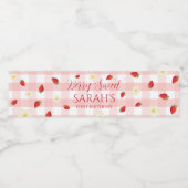 Berry Sweet Strawberry 1st Birthday Party Waterfles Etiket (Enkel label)