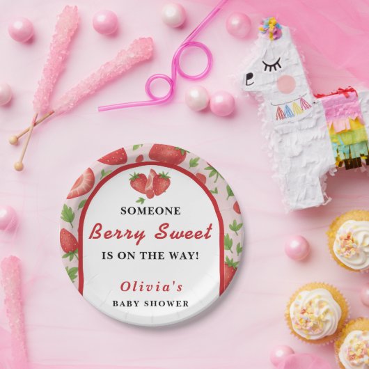 Berry Sweet Strawberry Baby shower Papieren Bordje (Feest)