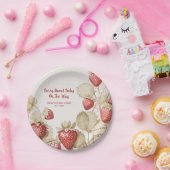 Berry Sweet Strawberry baby shower Papieren Bordje (Feest)