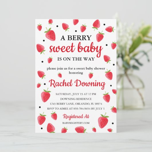 Berry Sweet Strawberry Baby shower Uitnodiging (Staand voorkant)