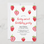 Berry Sweet Strawberry Girl Birthday Uitnodiging (Voorkant)