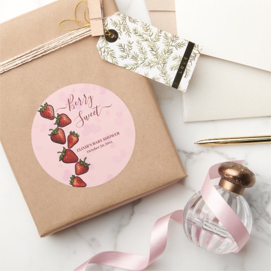 Berry Sweet Strawberry Hearts Baby shower Ronde Sticker (Geschenken)