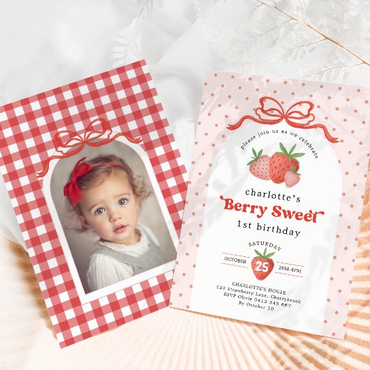 Berry Sweet Strawberry Red Bow Birthday Photo Kaart