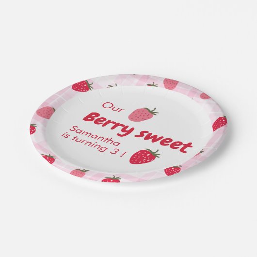 Berry Sweet Verjaardag met Aardbei Papieren Bordje (Gekanteld)