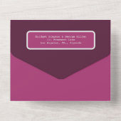 Berry Toon romantisch paar foto monogram All In One Uitnodiging (Achterkant)