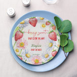 Berry zoete aardbei baby shower bedrukt papieren bordje<br><div class="desc">Berry Sweet aardbei baby shower gepersonaliseerd monogram bedrukt papier borden sjabloon,  zomertuin aardbei thema baby shower borden aardbeien en madeliefjes tuin thema gepersonaliseerde tafel decor</div>