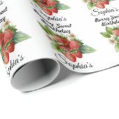 Berry Zoete verjaardag Aangepaste Aardbei Cadeaupapier (Rol Hoek)