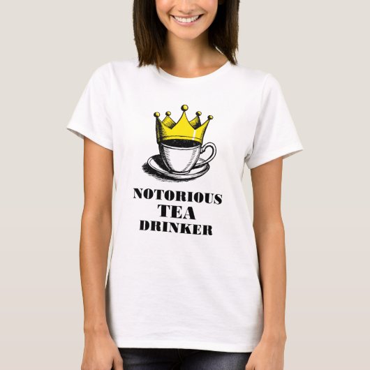 Beruchte theedrinker Royal Tea Cup in een kroon T-shirt (Voorkant)