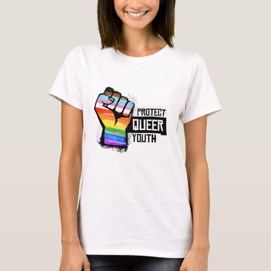 Bescherm Queer Jongeren - Progress Pride Vuist T-shirt (Voorkant)