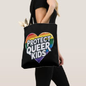 Bescherm Queer Kinder Rainbow Heart LGBT Pride Tote Bag (Dichtbij)