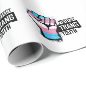 Bescherm Trans Jongeren - Pride Vuist Cadeaupapier (Rol Hoek)