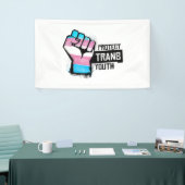 Bescherm Trans Jongeren - Pride Vuist Spandoek (Beurs)