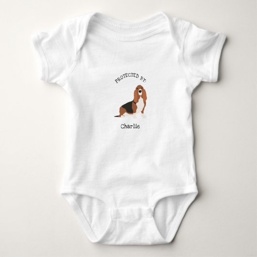Beschermd door Basset Hound Dog shirt (Voorkant)