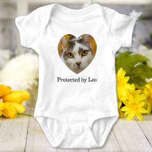 Beschermd door kat of hond gepersonaliseerd hart f romper