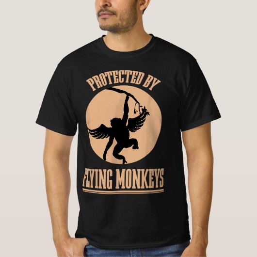 Beschermde Tovenaar van de OZ Getrokken Witch krij T-shirt (Voorkant)