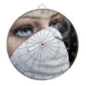Beschermingsmasker voor het Corona-virus Dartbord (Voorkant)