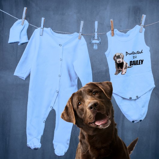 Beskermd door Bailey Blue Romper
