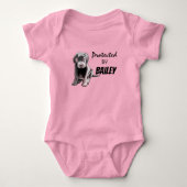 Beskermd door Bailey Pink Romper (Voorkant)