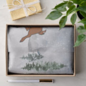 Besneeuwd bos met een baby hert tissuepapier (Geschenk)