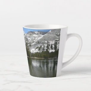 Besneeuwd Tenaya Lake Yosemite National Park Foto Latte Mok