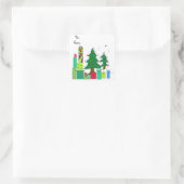 Besneeuwde bomen en cadeaus vierkante sticker (Tas)