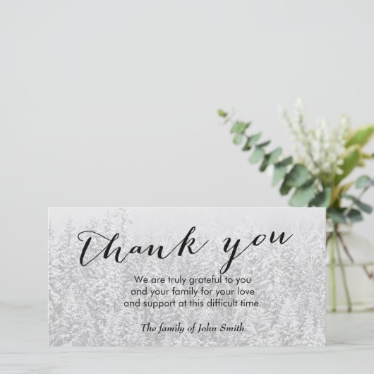 Besneeuwde bos na rouwbetuiging dank je bedankkaart (Staand voorkant)