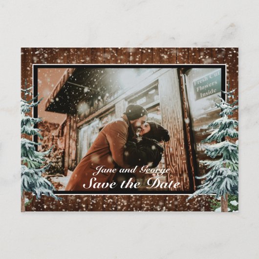 Besneeuwde houten & bosland dennen bruiloftsfoto aankondigingskaart (Voorkant)