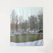 Besneeuwde Kreek Bos Winter Scène Natuur Achtergro Wandkleed (Voorkant)