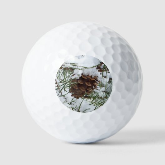 Besneeuwde pijnappel I Winter Natuurfotografie Golfballen (Voorkant)