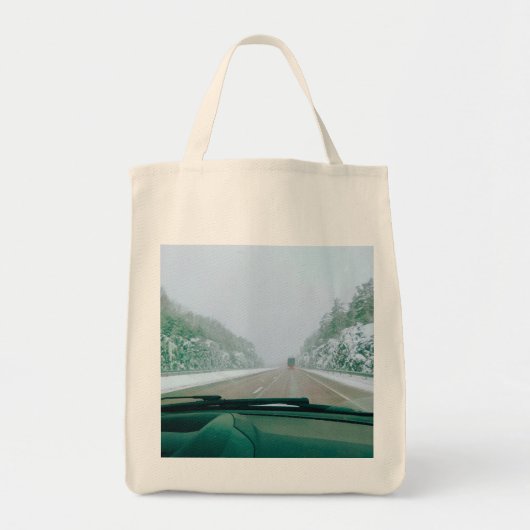 Besneeuwde Zweedse Wegreis Tote Bag (Voorkant)