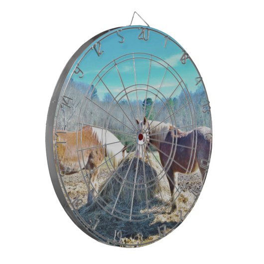 Bespaar conceptpaarden die hooi eten dartbord (Voorkant Links)
