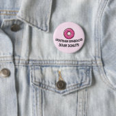 Besproeit Uw Donut, 2¼ Inch Ronde Knop Button 5,7 Cm (In situ)