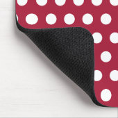 Bessenge rode witte polka stippenpatroon ontwerp muismat (Hoek)