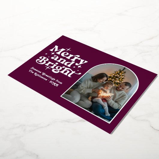 Bessenviolet & Zilver Modern Retro Kerst Foto Folie Feestdagenkaart (Gedraaid)