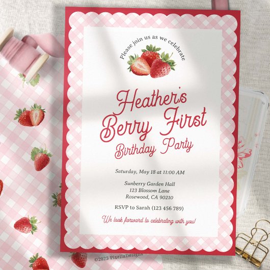Bessie Eerste Aardbei Verjaardag met Roze Gingham Kaart