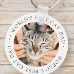 Best Cat Dad in de wereld Eenvoudige aangepaste fo Sleutelhanger<br><div class="desc">Dit eenvoudige en klassieke ontwerp is samengesteld uit serif typografie en voegt een douanefoto toe.</div>