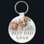 Best Dad By Par Photo Sleutelhanger<br><div class="desc">This personalized keychain for a golf loving dad features a clean and classic design with a soft white gradient background. The phrase Best Dad By Par is displayed at the top in a timeless serif font, giving it a heartfelt and meaningful touch. At the bottom, there’s space for a custom...</div>