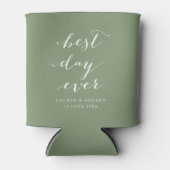 Best Day Ever Sage Green Calligraphy Weddenschap c Blikjeskoeler (Voorkant)