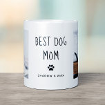 Best Dog Mam | Twee handgeschreven foto's Koffiemok<br><div class="desc">Deze leuke en eenvoudige mok zegt "Best Dog Mam" in trendy,  handgeschreven zwarte tekst met een overeenkomende pootdruk en een vlek voor de naam van je puppy. Er is ook ruimte om te shows van twee van je favoriete persoonlijke foto's van haar huisdier.</div>