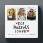 Best Friends Forever Photo Collage Fotoplaat<br><div class="desc">Een eenvoudige en moderne foto collage vertoning voor uw beste vriend met 3 foto's en de titel Beste Vrienden voor altijd met hart en gepersonaliseerd met uw eigen tekst. Ontworpen voor jou door Blackberry Boulevard.</div>