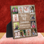 Best Grandma Grandchildren 12 Photo Collage Fotoplaat<br><div class="desc">Creëer uw eigen fotocollage met 12 favoriete afbeeldingen op een houtextuurachtergrond. Personaliseer met foto's van kleinkinderen. Maakt een schat aan cadeau voor oma voor verjaardag,  moederdag,  grootouderdag,  enz.</div>