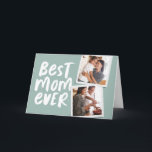 Best mam ooit trendy photosage green Moederdag Kaart<br><div class="desc">Beste moeder ooit! Deze speelse en coole kaart is voorzien van moderne letters met "beste moeder ooit" in saliegroen en twee gestileerde foto's. Er is een bijpassende "love you" en aangepaste tekst binnen om het extra gepersonaliseerd te maken voor die beste moeder in je leven! Ideaal voor moederdag, mama's verjaardag...</div>