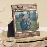 Best oom Ever Custom Photo Rustic Brown Wood Fotoplaat<br><div class="desc">Een simpel en gedenkwaardig geschenk voor de nieuwe oom gepersonaliseerd met zijn favoriete foto met nicht of neef.</div>