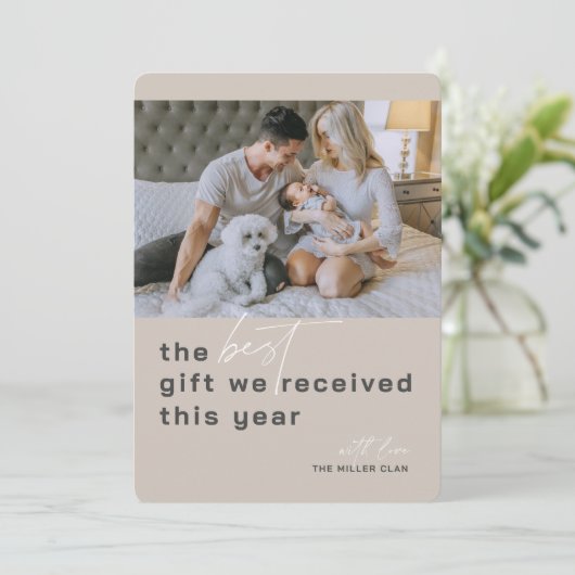 Beste cadeau foto Beige vakantie geboorte aankondi Feestdagenkaart (Staand voorkant)