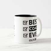 Beste coach Ooit Checklist – Custom Name Gift Tweekleurige Koffiemok (Voorkant rechts)