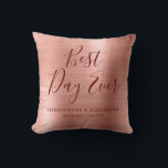 Beste Dag Ooit Roos Goud Blush Roze Bruiloft Kussen<br><div class="desc">Best Day Ever Wedding Modern Girly Modern en Elegant Metallic Roos Gold - Blush Pink en Bourgogne Party Pillow, ideaal voor een Roos Gold of Blush Pink Wedding of Vrijgezellenfeest. Dit feestkussen is ideaal voor een Vrijgezellenfeest huwelijkscadeau. Neem contact op met de ontwerper als u meer overeenkomende objecten nodig hebt....</div>
