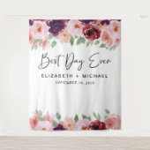 Beste dag ooit Roze Bloemige Bruiloft Wandkleed (Voorkant)